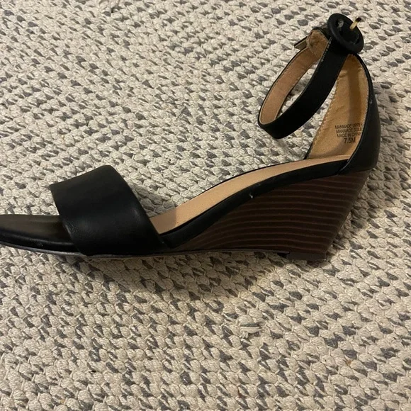 Loft - Picture 5 of 7